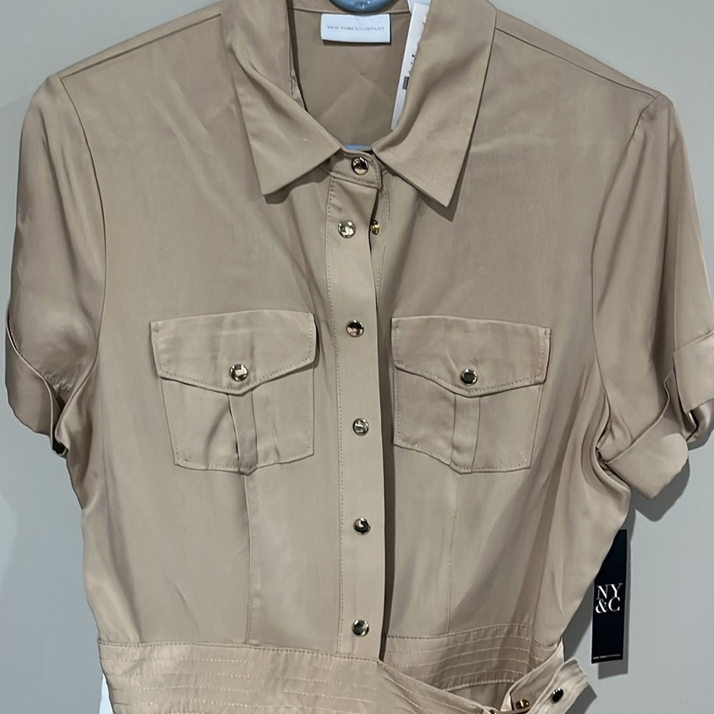 NYC button up dress size med NWTs - Picture 2 of 6